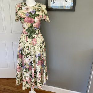 Vtg Expo Petite Floral Dress Fit & Flare Short Sleeve Flowers Garden Party Sz 6